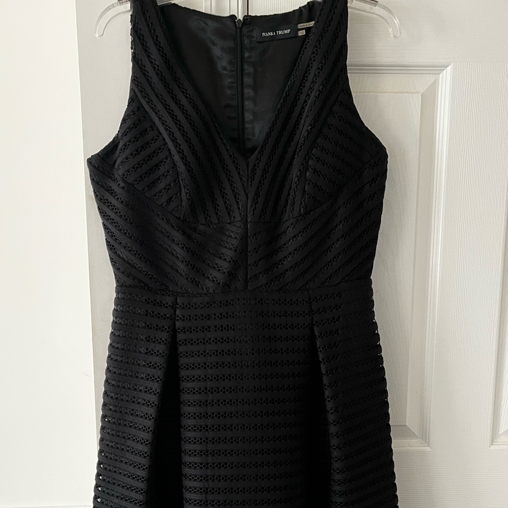 Ivanka Trump black dress like lace, with pockets